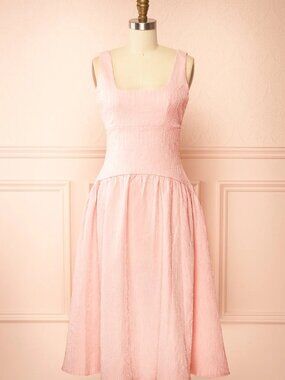 DELUC Blush Pink Textured Midi Dress